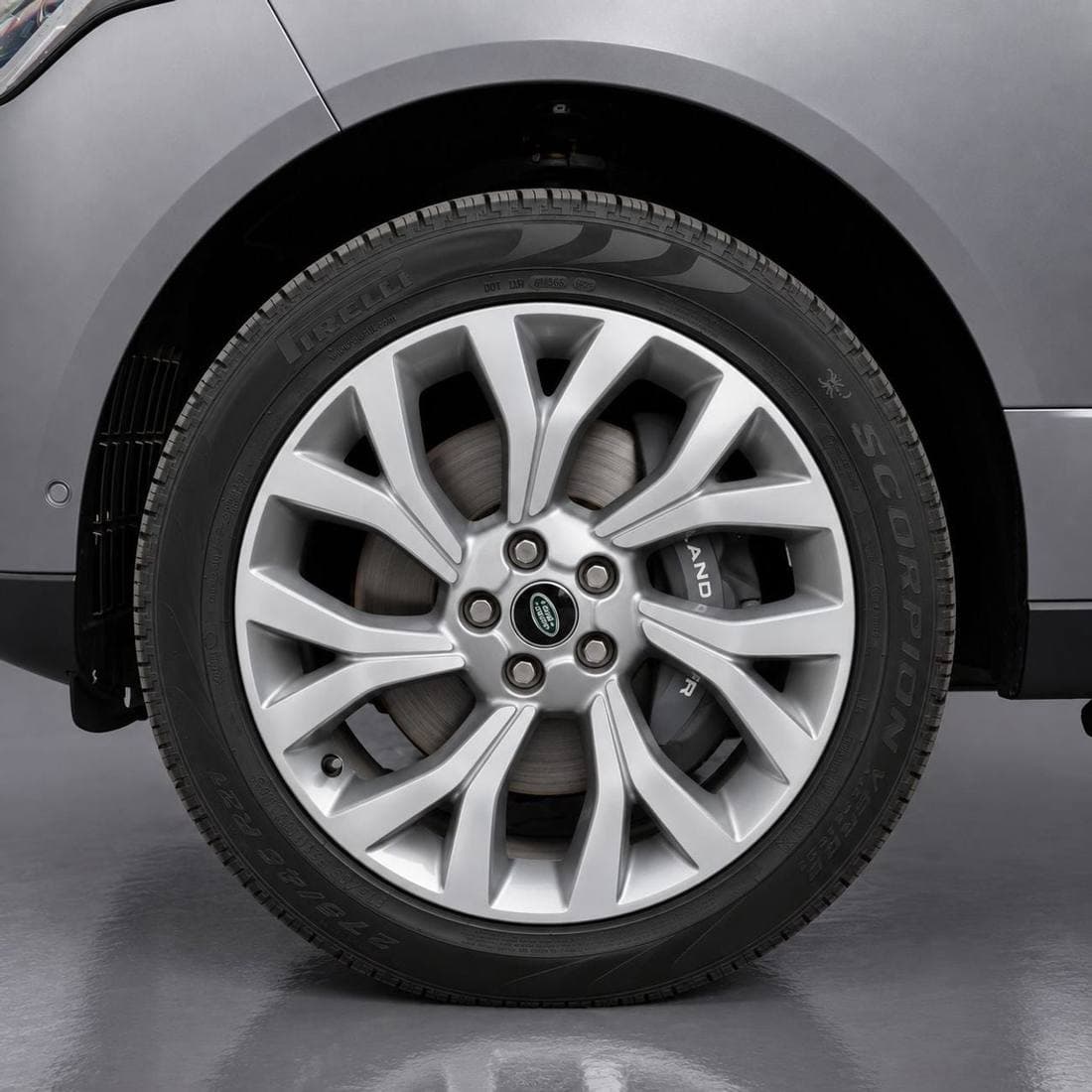 2021 Land Rover Range Rover thumbnail 6