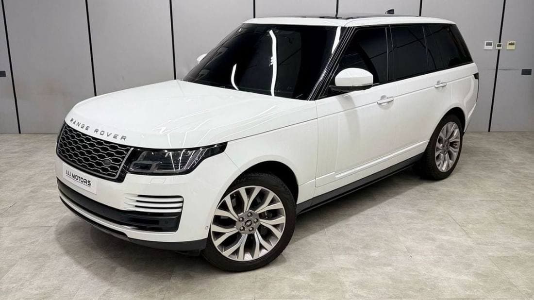2020 Land Rover Range Rover SE thumbnail 3