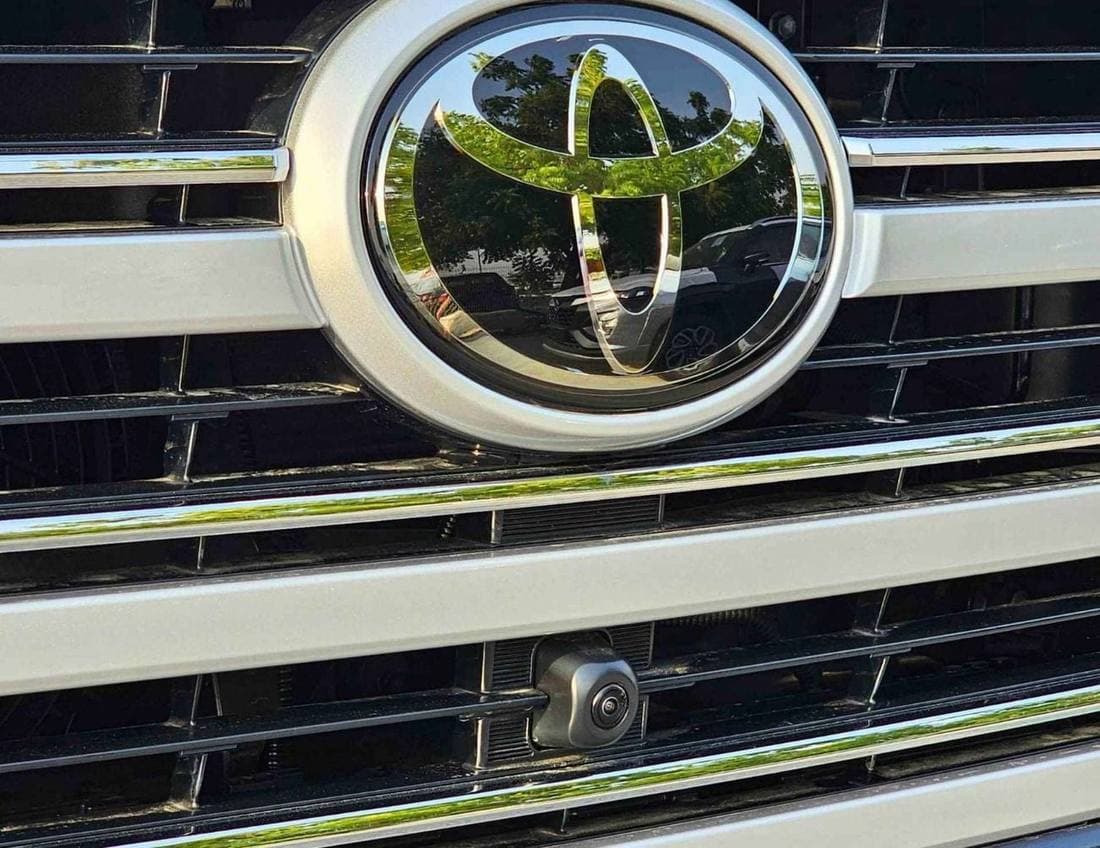 2026 Toyota Land Cruiser VXR thumbnail 8