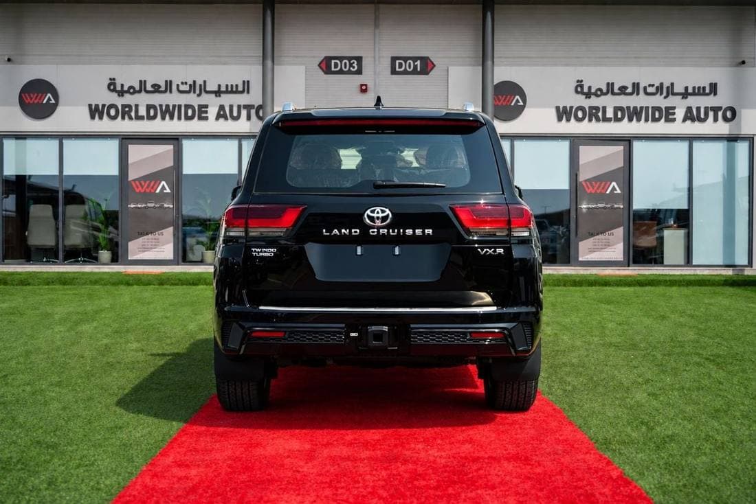 2026 Toyota Land Cruiser VXR thumbnail 3