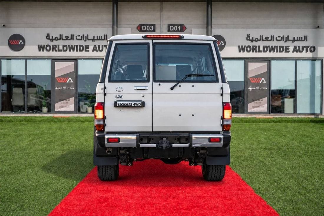 2025 Toyota Land Cruiser S DLX thumbnail 7