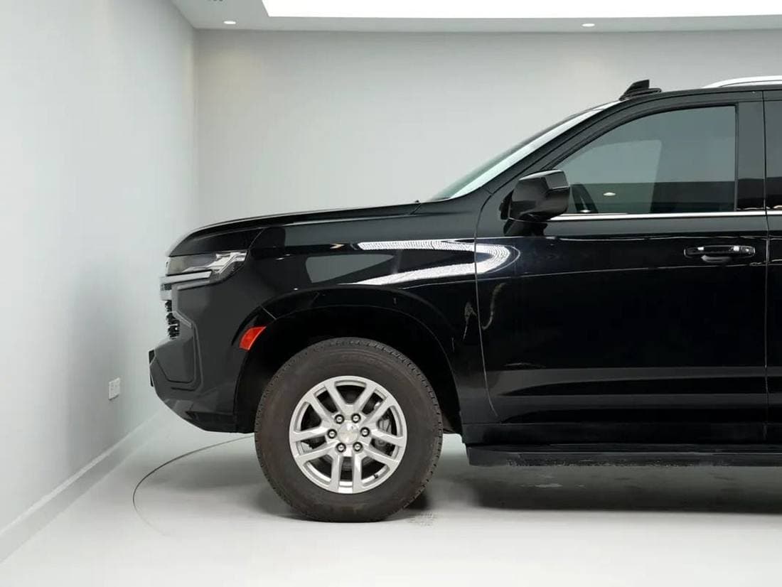 2021 Chevrolet Tahoe LT thumbnail 4