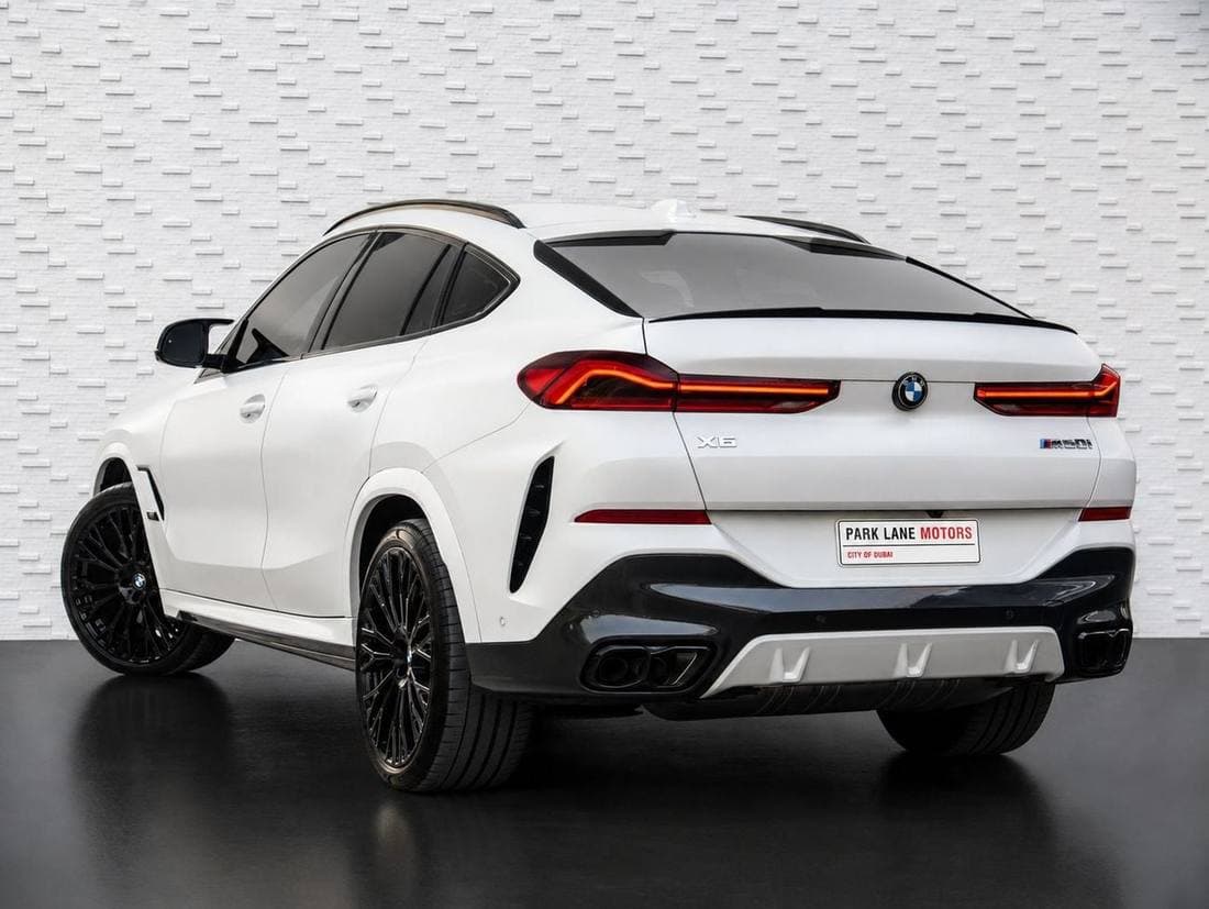2024 BMW X6 M60i thumbnail 3