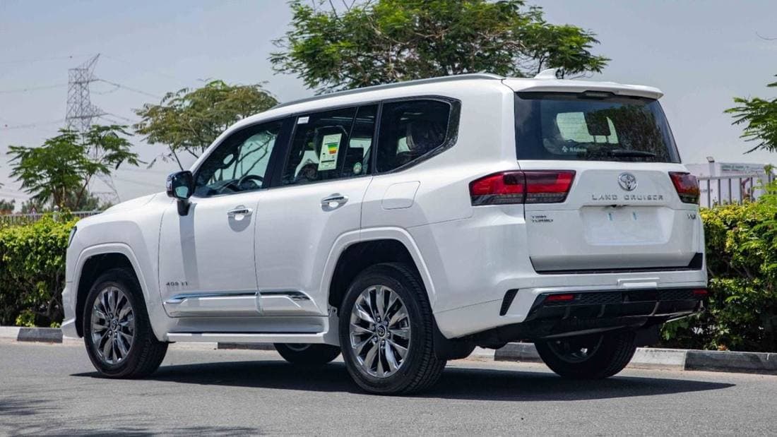 2026 Toyota Land Cruiser VXR thumbnail 6