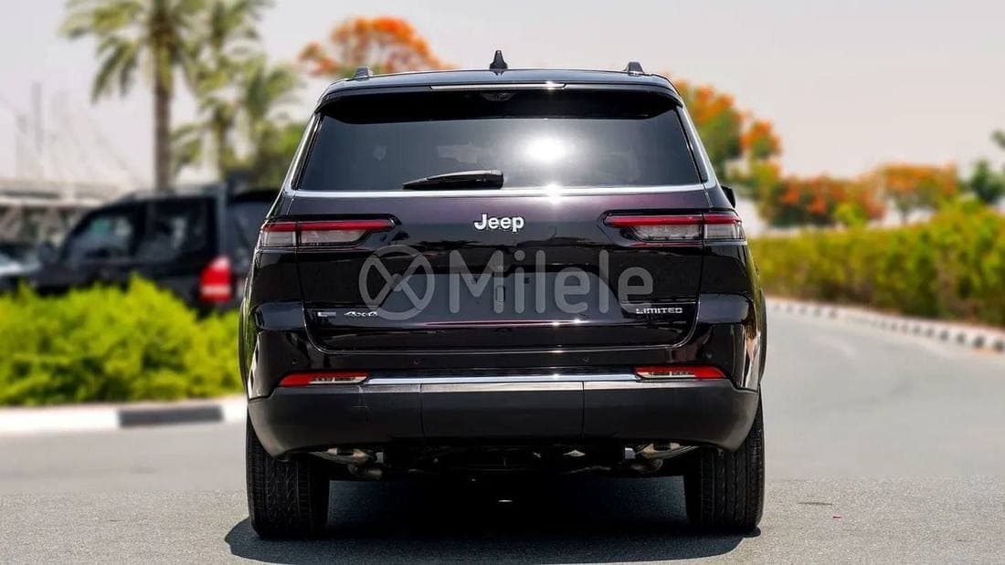 2023 Jeep Grand Cherokee LIMITED thumbnail 7