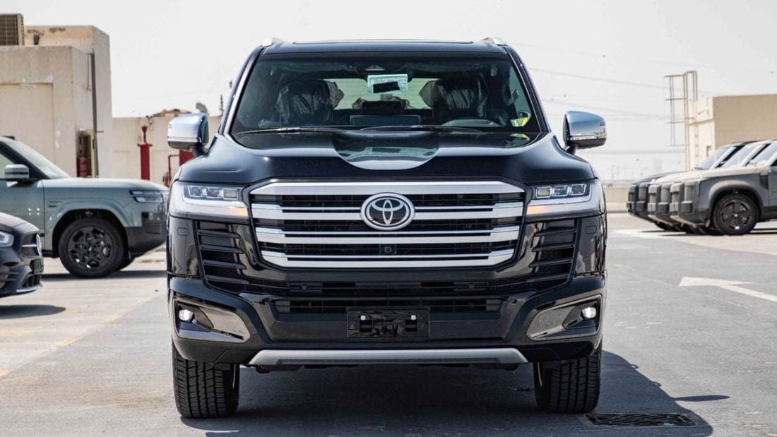 2026 Toyota Land Cruiser VXR thumbnail 2
