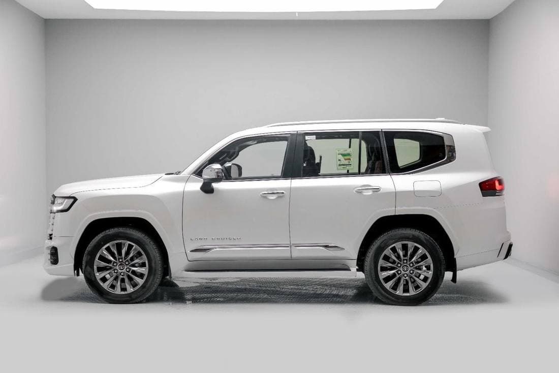 2026 Toyota Land Cruiser VXR thumbnail 3