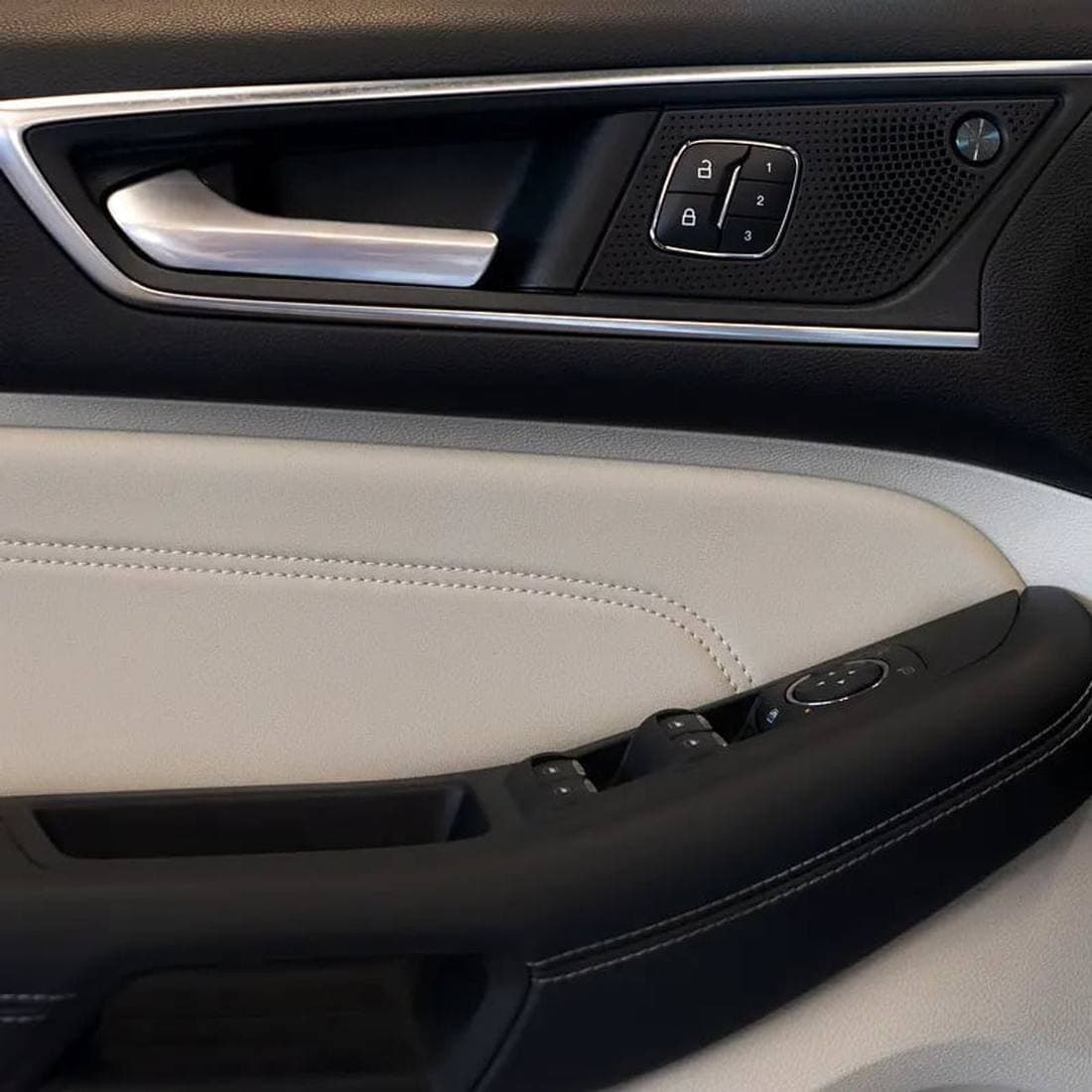 2022 Ford Edge thumbnail 6
