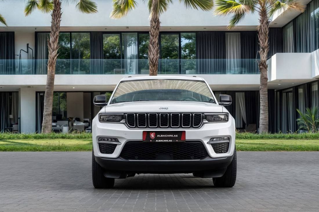 2024 Jeep Grand Cherokee LIMITED thumbnail 4