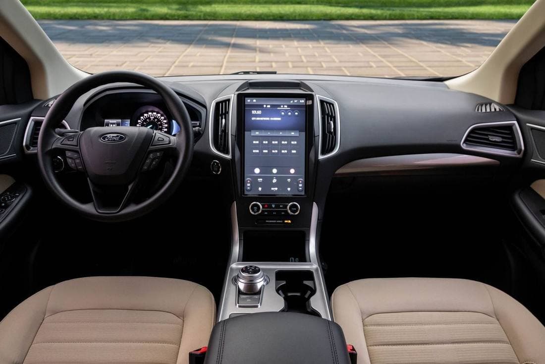 2023 Ford Edge SEL thumbnail 8