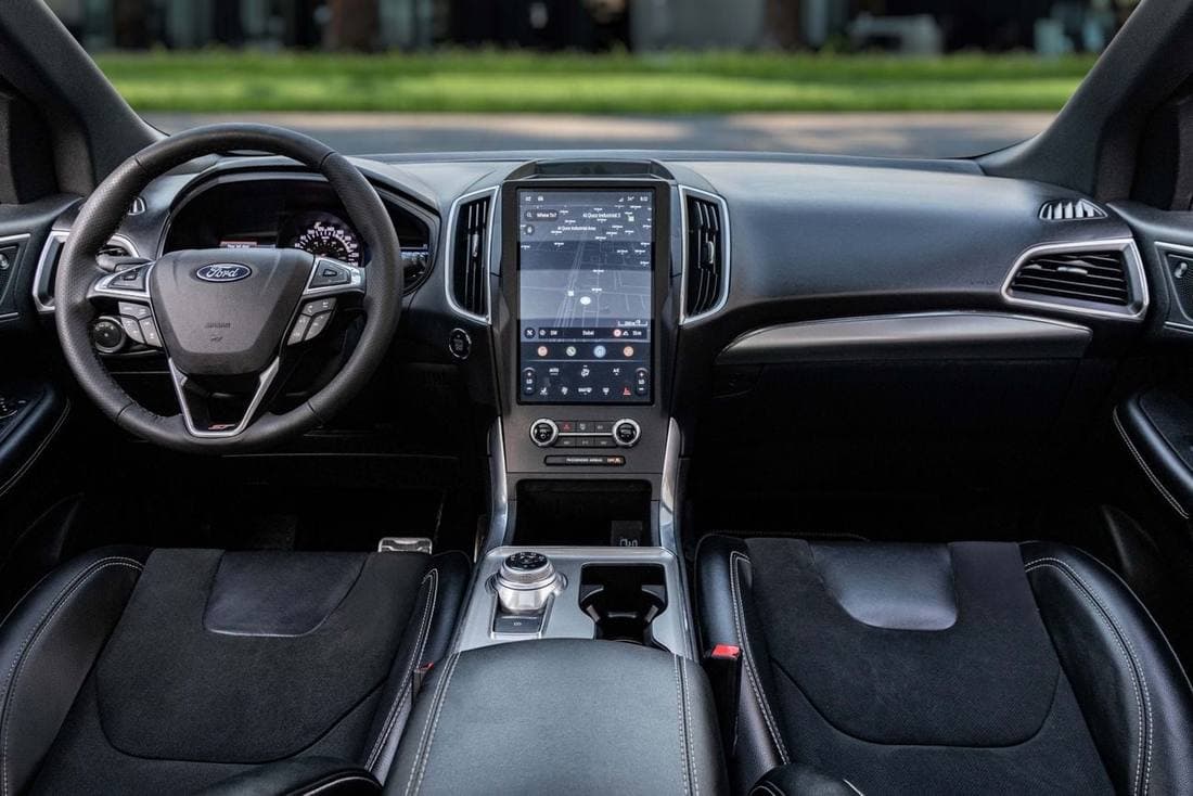 2023 Ford Edge ST thumbnail 8