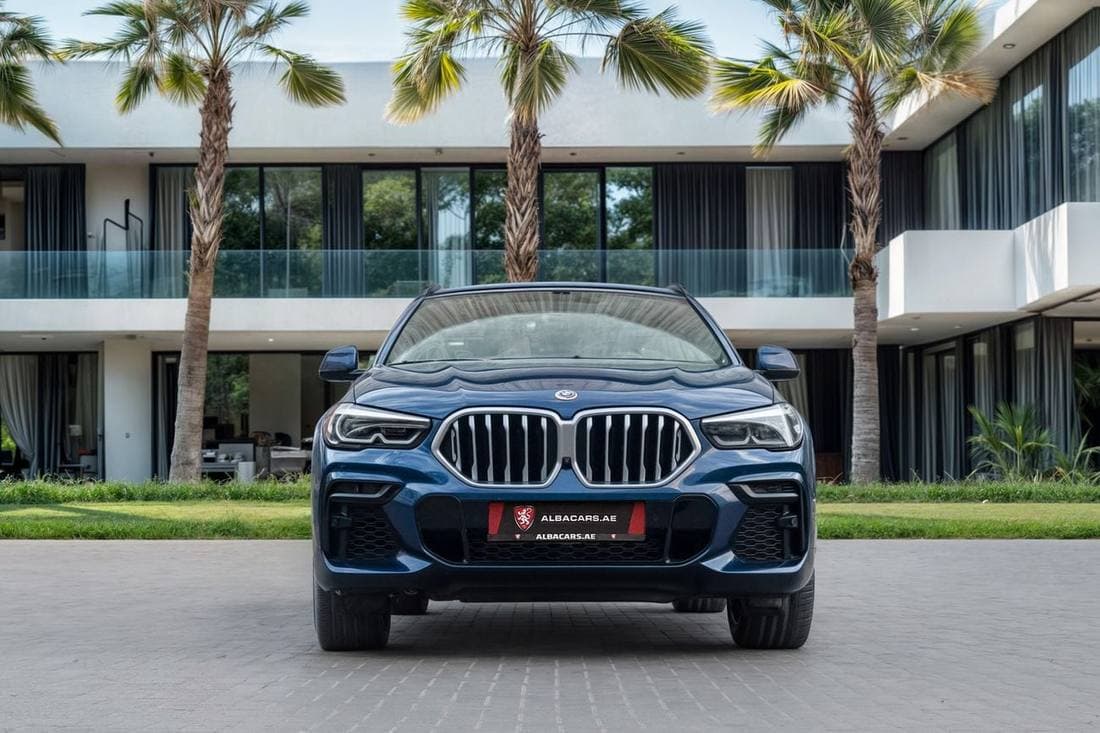 2023 BMW X6 thumbnail 4