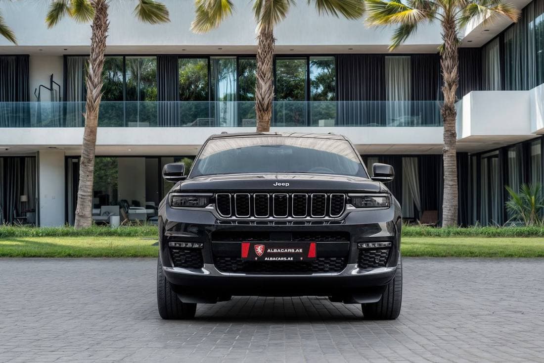 2023 Jeep Grand Cherokee Limited thumbnail 4