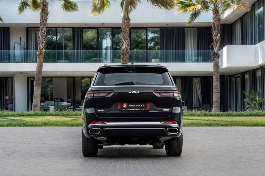 2024 Jeep Grand Cherokee Summit thumbnail 5