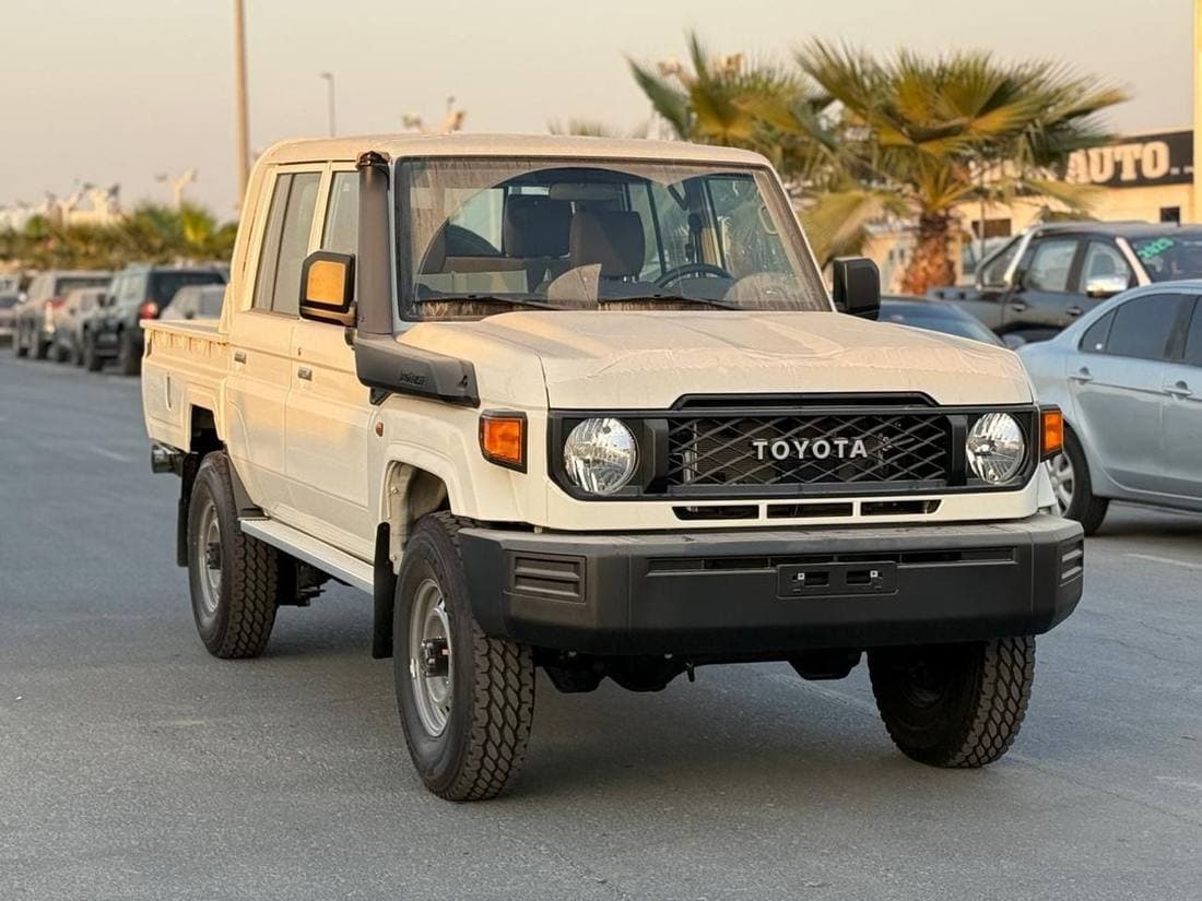 2025 Toyota Land Cruiser Pick Up thumbnail 2