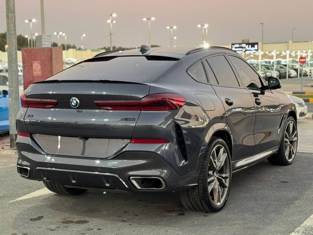 2021 BMW X6 M 50i thumbnail 3