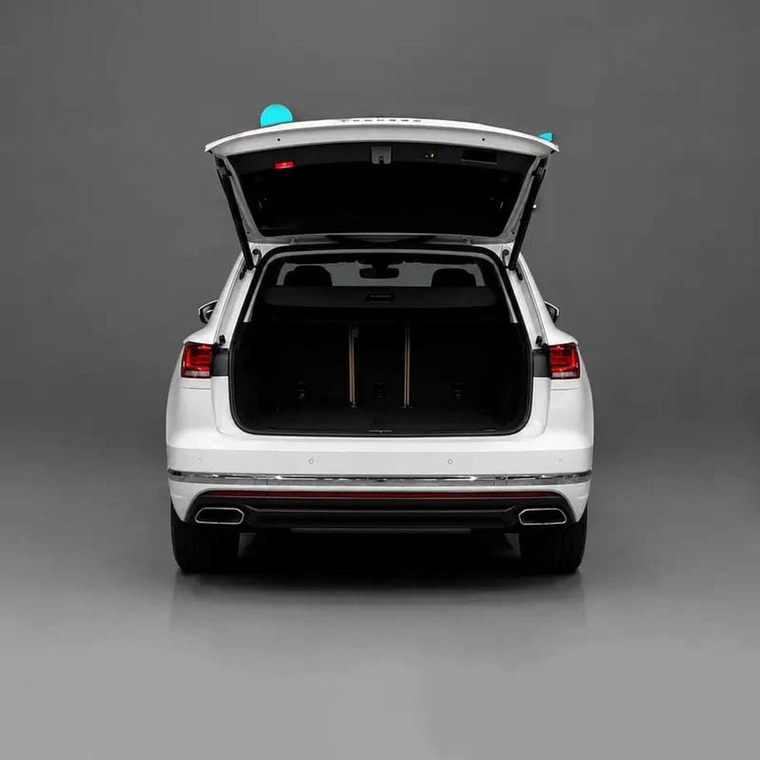 2023 Volkswagen Touareg thumbnail 5