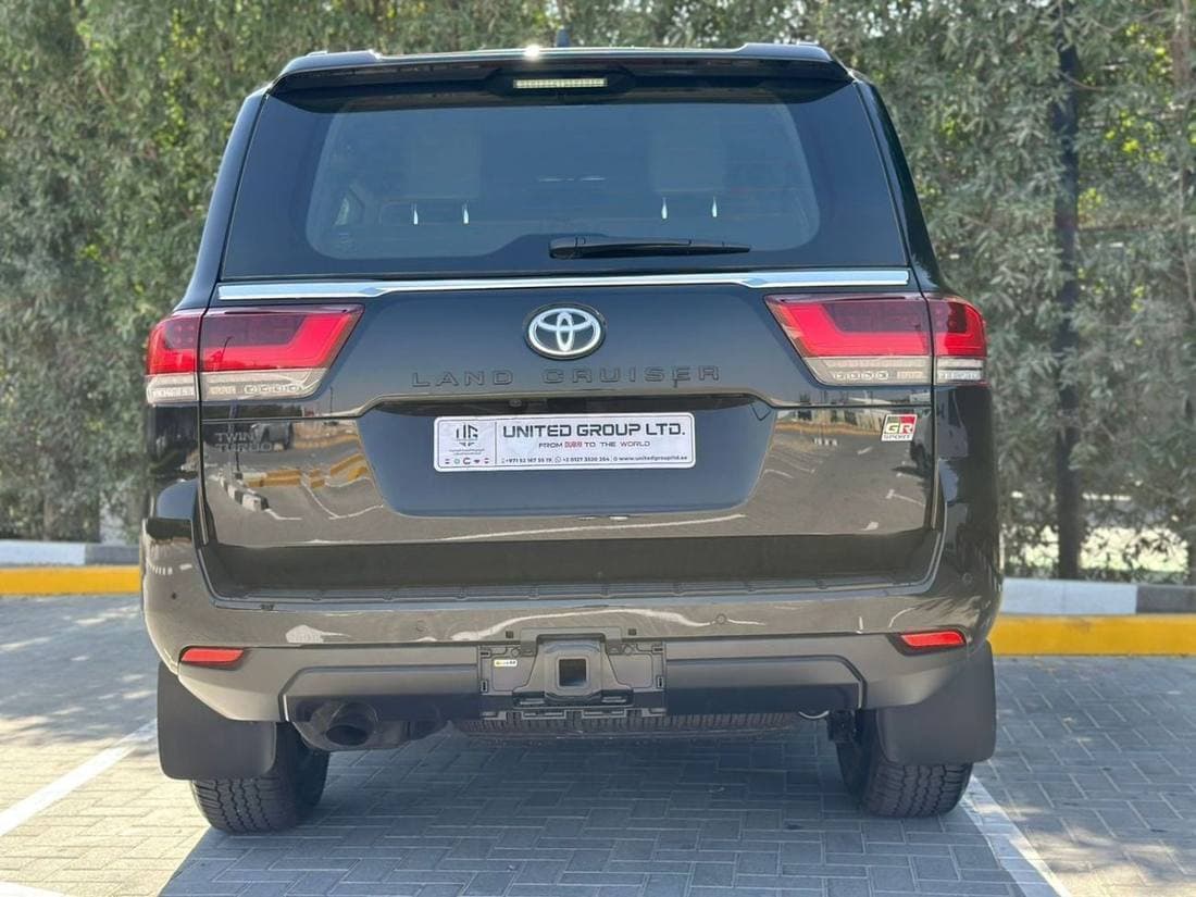 2026 Toyota Land Cruiser thumbnail 5