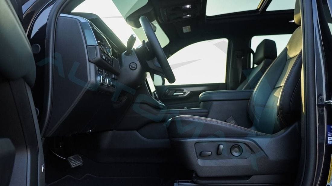 2025 GMC Yukon AT4 thumbnail 8