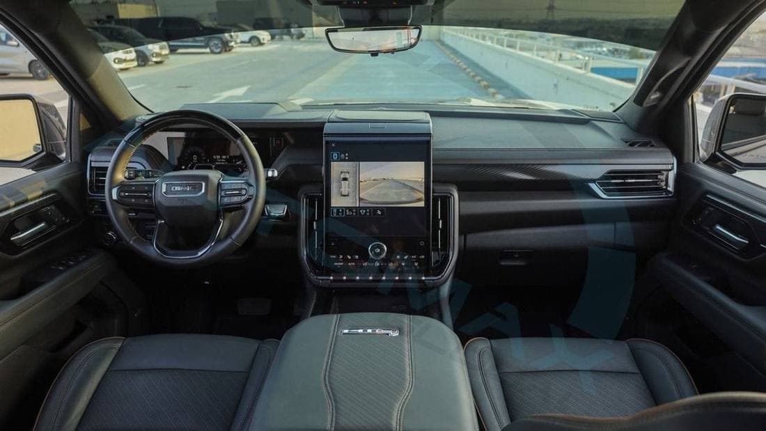 2025 GMC Yukon AT4 thumbnail 2