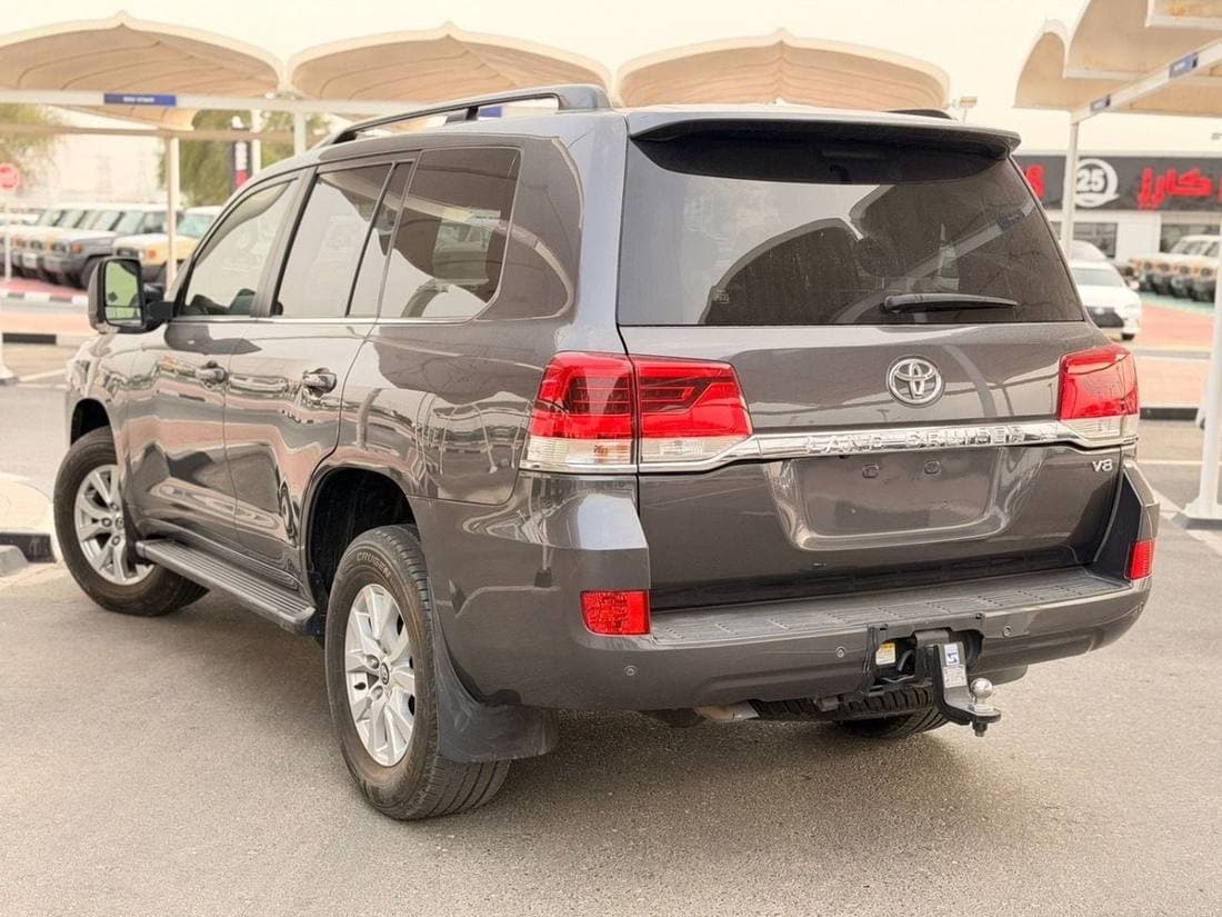 2020 Toyota Land Cruiser GXR thumbnail 3