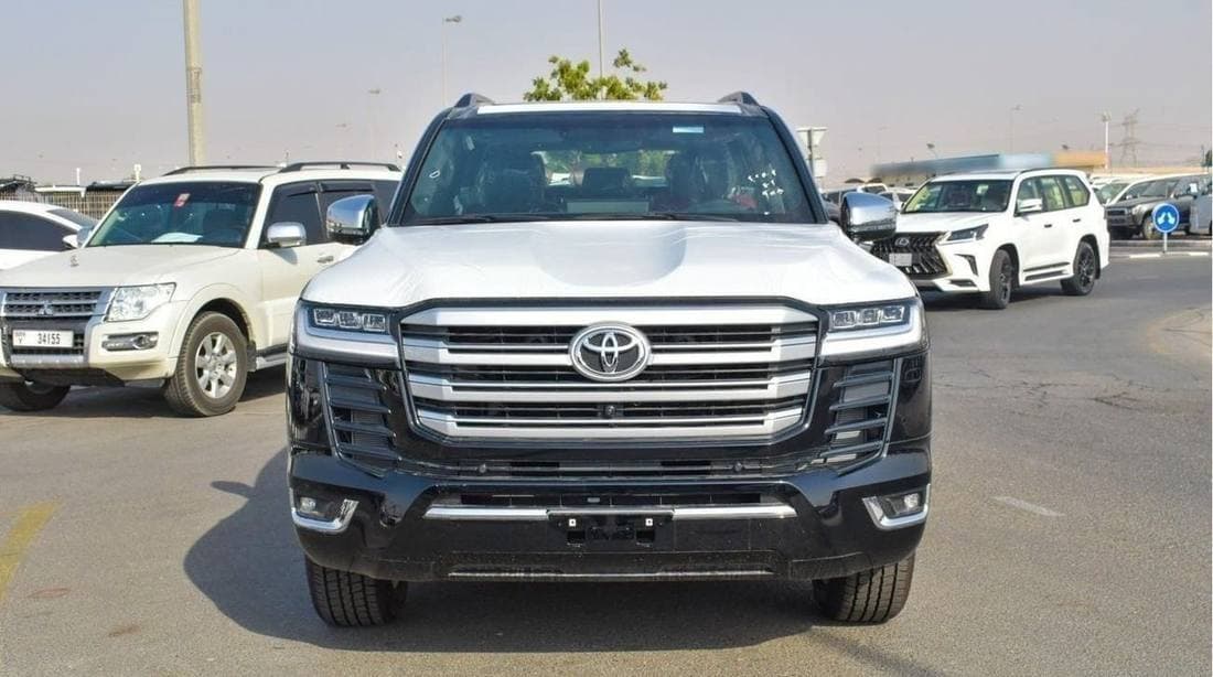 2025 Toyota Land Cruiser VXR thumbnail 4