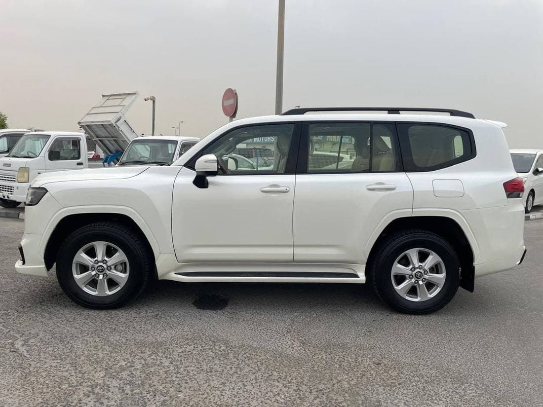 2025 Toyota Land Cruiser GXR thumbnail 7