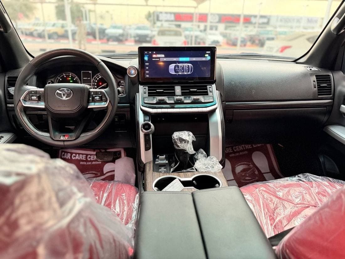 2019 Toyota Land Cruiser GXR thumbnail 7