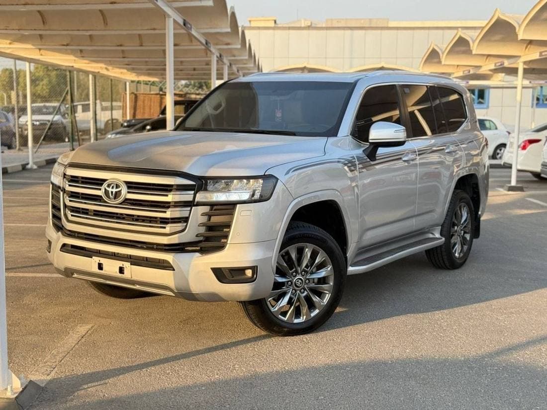 2022 Toyota Land Cruiser GXR thumbnail 2