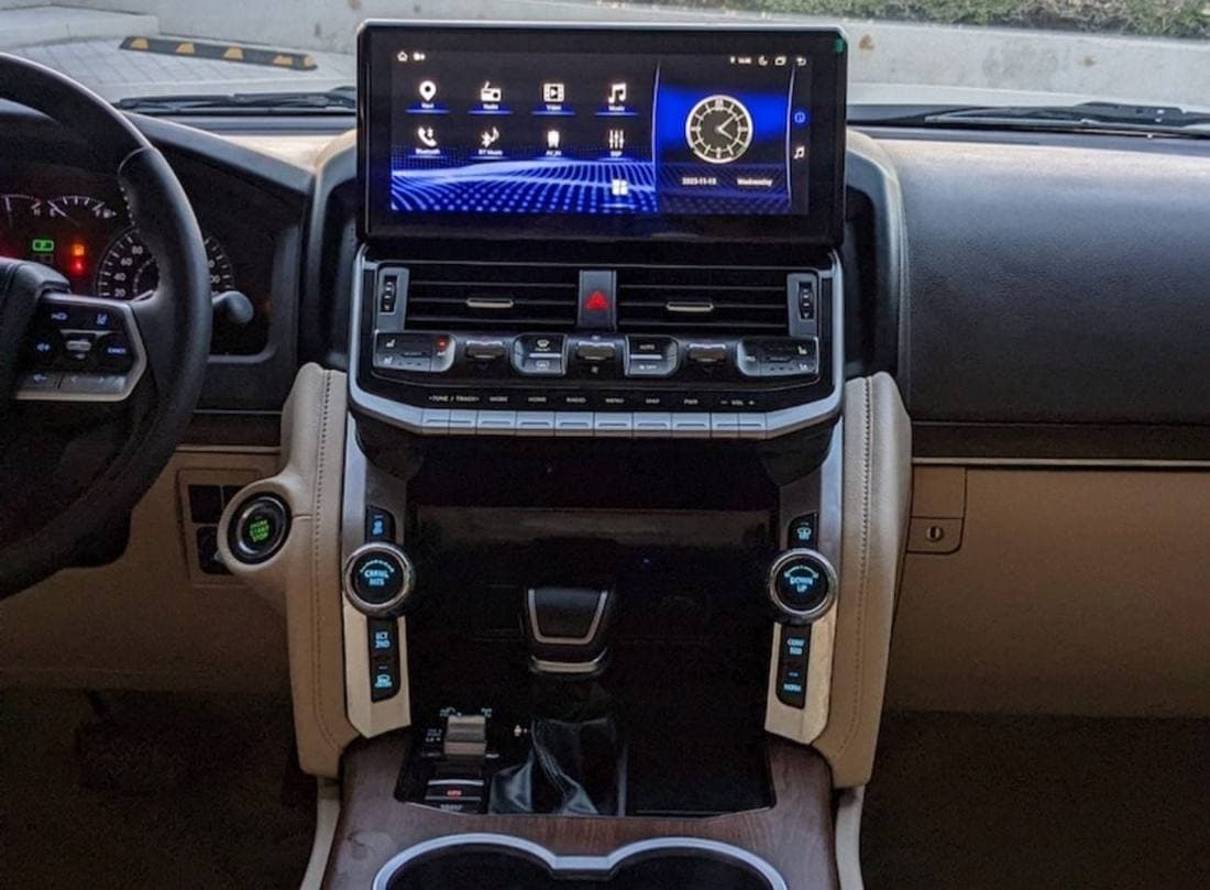 2019 Toyota Land Cruiser GXR thumbnail 8