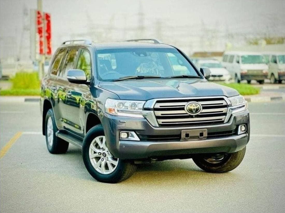 2018 Toyota Land Cruiser GXR