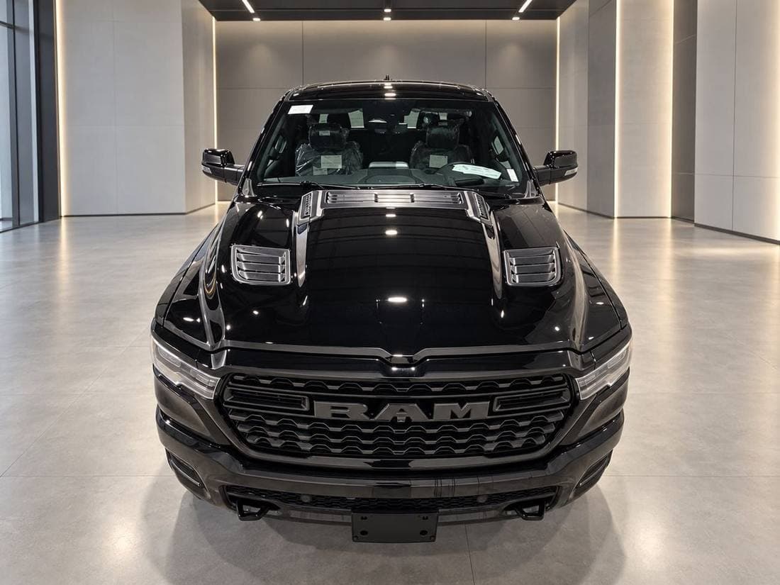 2026 RAM 1500 LIMITED thumbnail 2