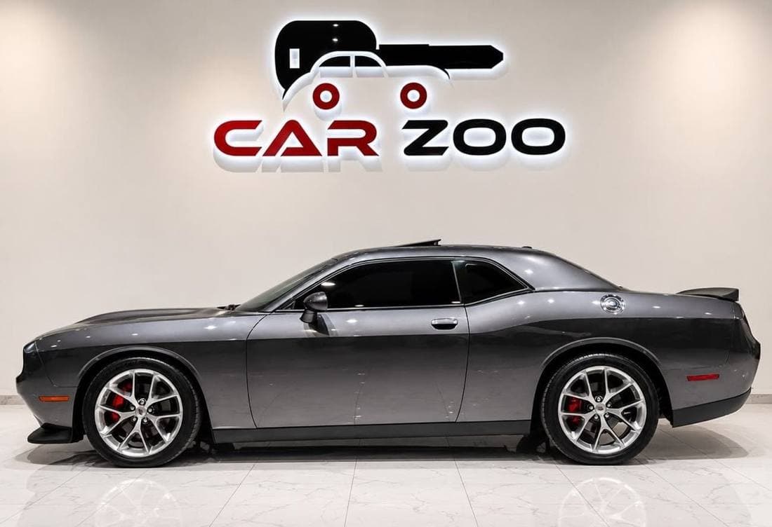 2022 Dodge Challenger SXT thumbnail 2