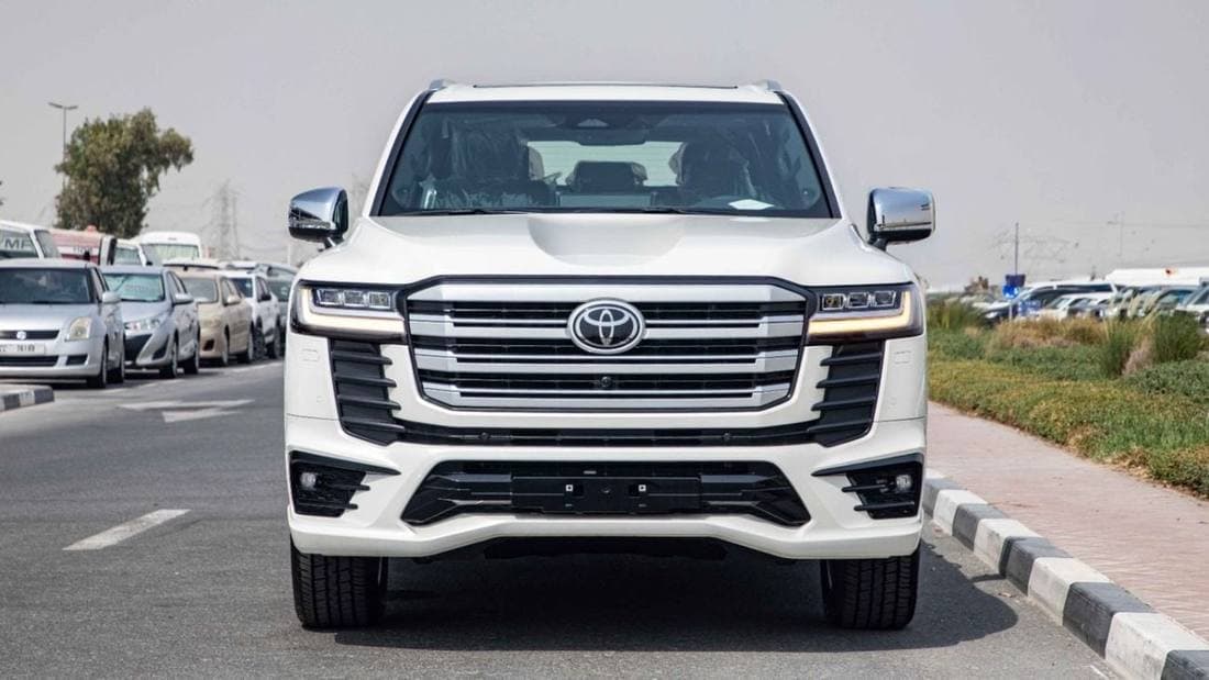 2026 Toyota Land Cruiser VXR thumbnail 3