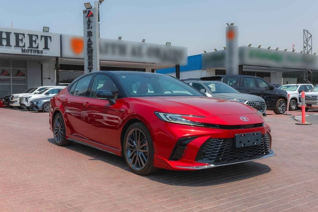 2024 Toyota Camry GLE HEV thumbnail 2