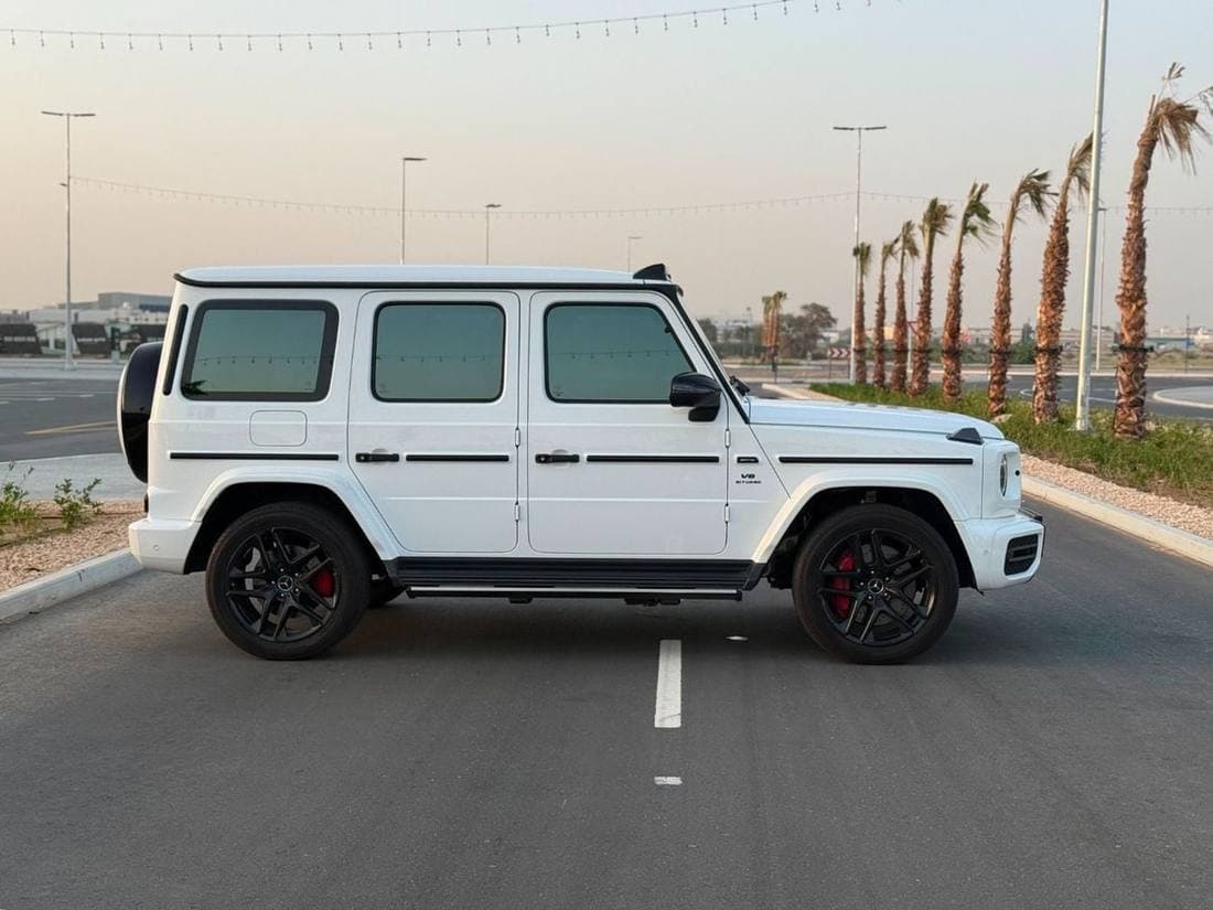 2024 Mercedes Benz G63 AMG STANDARD thumbnail 3
