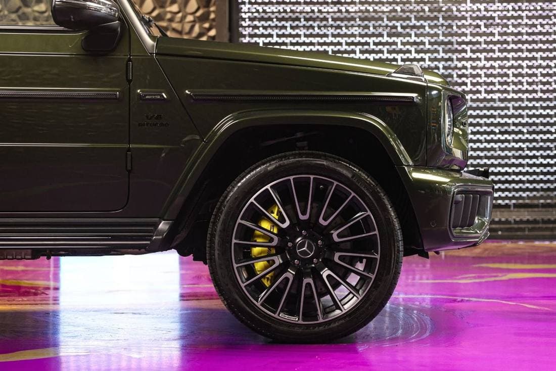 2025 Mercedes Benz G63 AMG STANDARD thumbnail 6