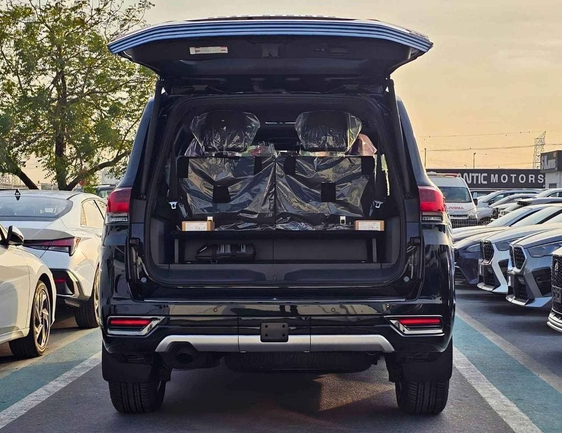 2025 Toyota Land Cruiser VX thumbnail 7