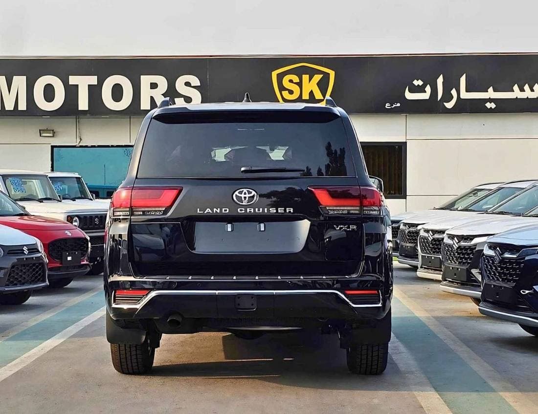 2026 Toyota Land Cruiser VXR thumbnail 4