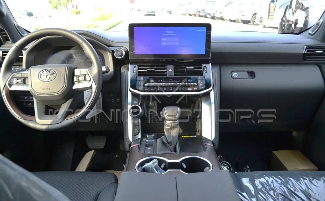 2026 Toyota Land Cruiser VX thumbnail 8