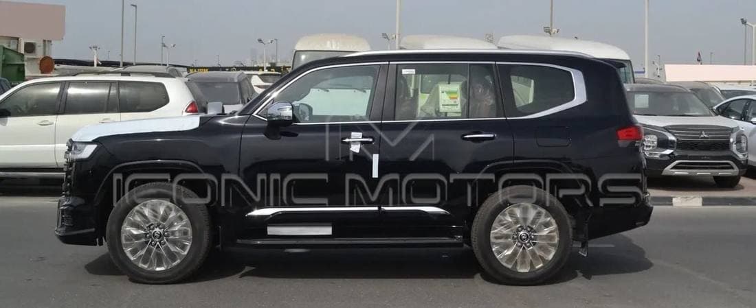 2026 Toyota Land Cruiser VXR thumbnail 5