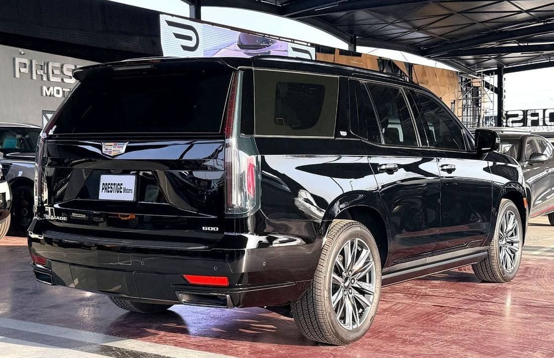 2024 Cadillac Escalade SPORT thumbnail 6
