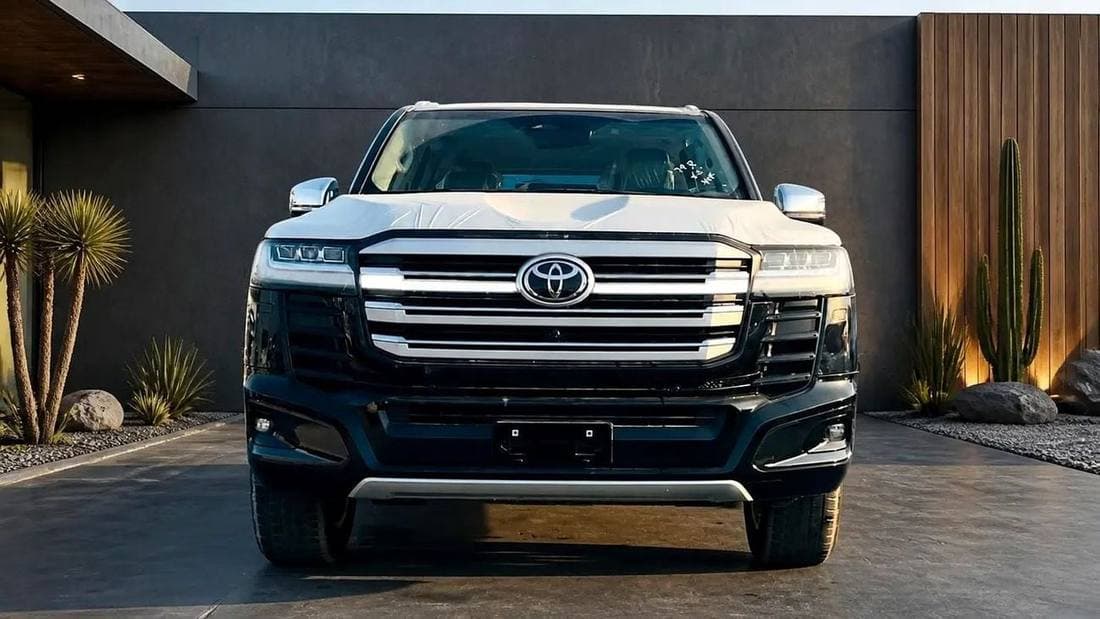 2026 Toyota Land Cruiser VXR thumbnail 2