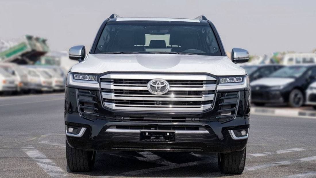 2025 Toyota Land Cruiser VX thumbnail 3