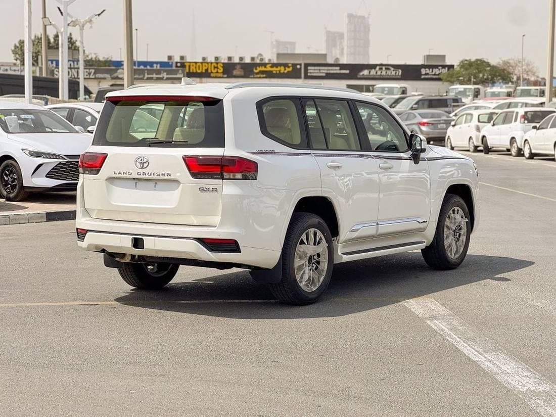 2026 Toyota Land Cruiser GXR thumbnail 5