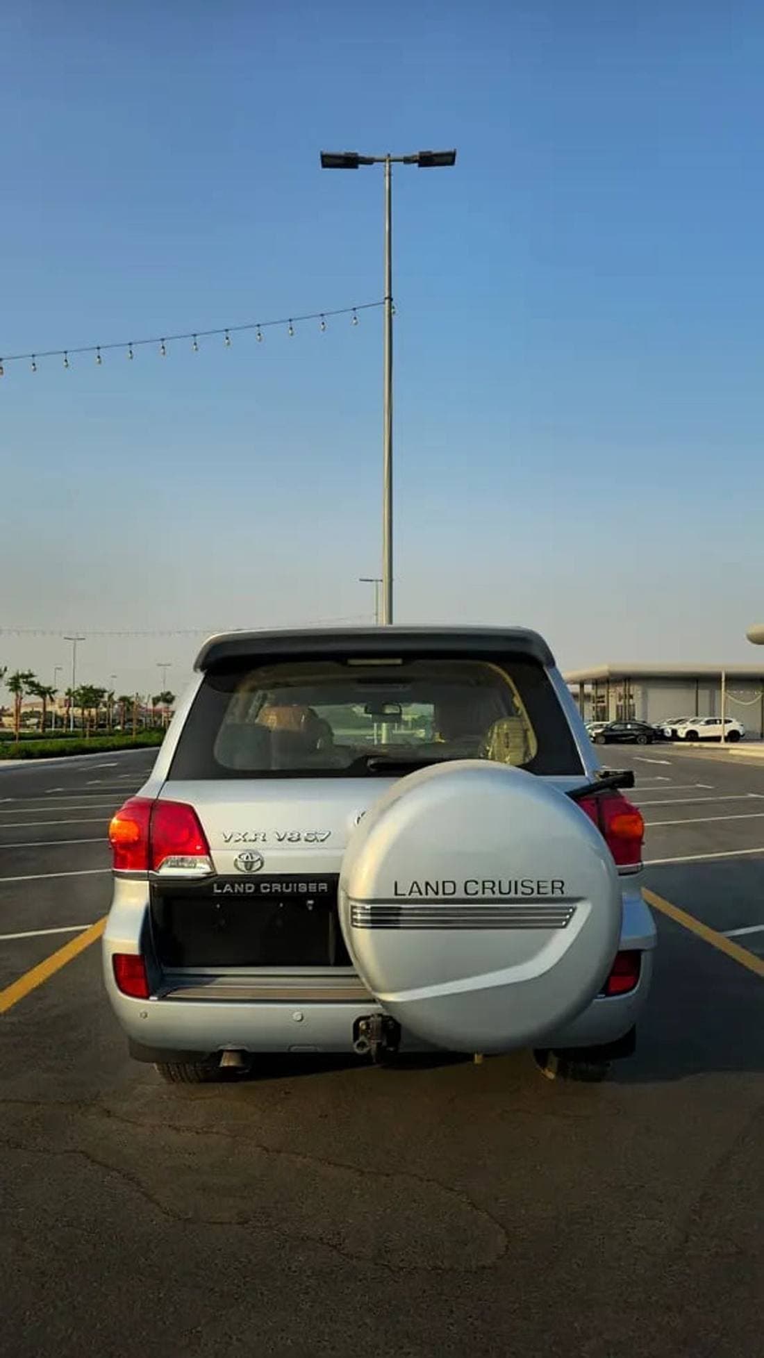 2014 Toyota Land Cruiser VXR thumbnail 7