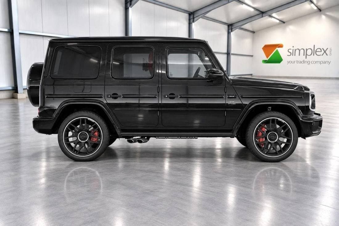 2026 Mercedes Benz G63 AMG STANDARD thumbnail 2