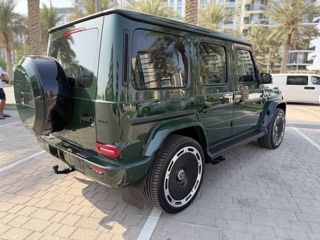 2025 Mercedes Benz G63 AMG STANDARD thumbnail 4