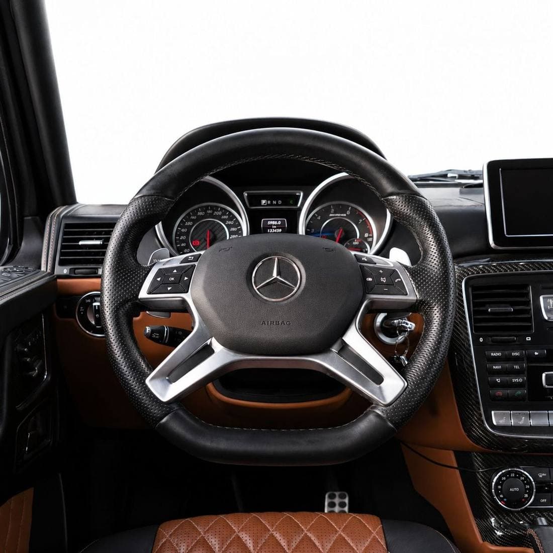 2016 Mercedes Benz G63 AMG STANDARD thumbnail 8