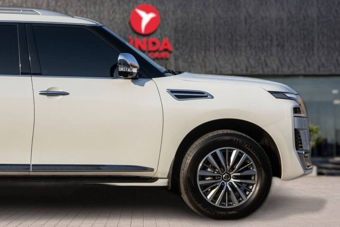 2020 Nissan Patrol SE PLATINUM CITY thumbnail 5